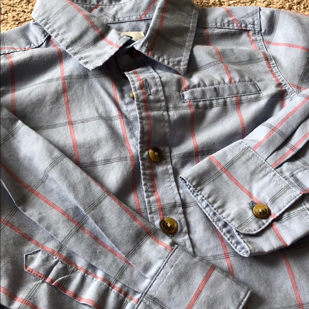 Button down shirt - Picture 2 of 4
